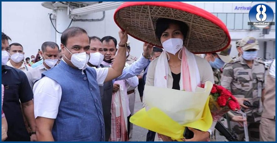 প্ৰাপ্তিৰ আনন্দেৰে অসমীয়াক উপচাই দি আহি পালে লাভলীনা বৰগোহাঁই... 1 119