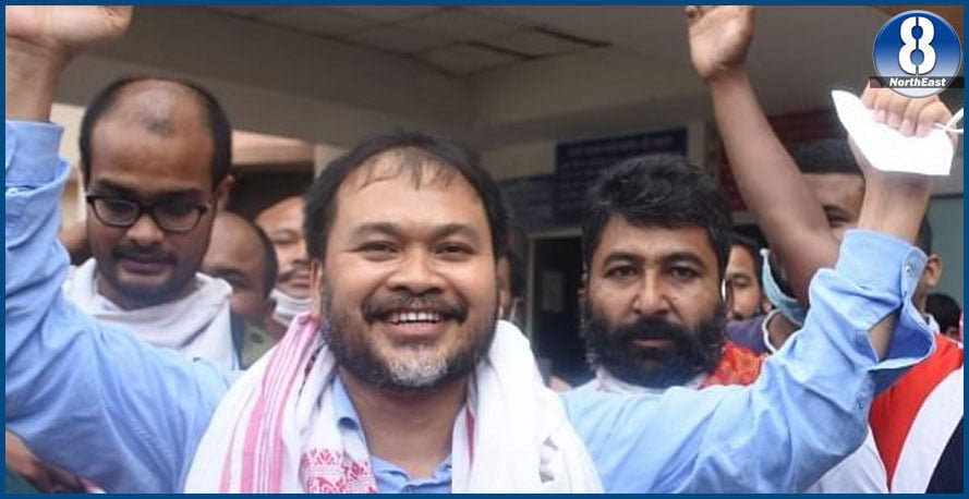 চাবুৱা থানাৰ গোচৰত দোষমুক্ত হ’ল বিধায়ক অখিল গগৈ... 1 97