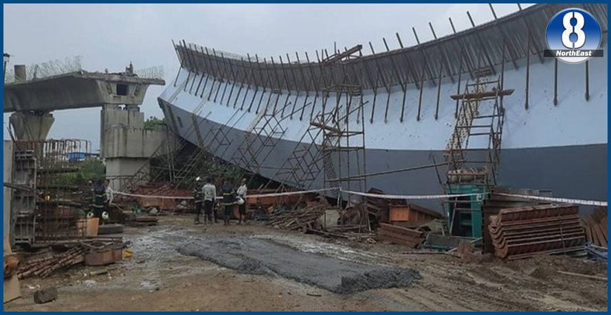 ভয়ংকৰ ঘটনা! খহি পৰিল নিৰ্মীয়মান ফ্লাই অভাৰ, গুৰুতৰভাৱে আহত কেইবাজনো... 1 487