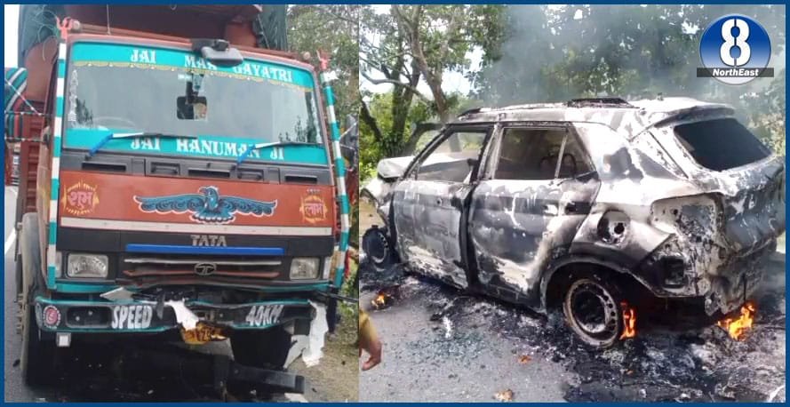 শোকাৱহ! ট্ৰাকৰ খুন্দাত জ্বলি ভস্মীভূত বিবাহ যাত্ৰীৰ বাহন, এজনৰ মৃত্যু 1 6 14