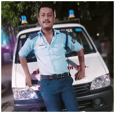 বন্ধুৰ বিয়াৰ বাবে ছুটী লৈছিল, কিন্তু কৰ্তব্যৰত অৱস্থাতে মৃত্যুক সাৱটিলে আৰক্ষী জোৱান বিপ্লৱে 2 2