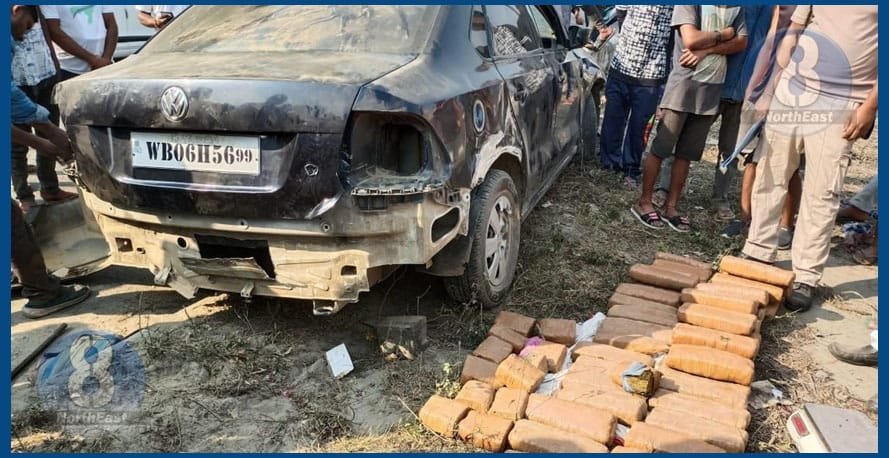 দুৰ্ঘটনাত পতিত বিলাসী বাহন, বাহনৰ পৰা বৃহৎ পৰিমাণৰ গাঞ্জা জব্দ... 1 226