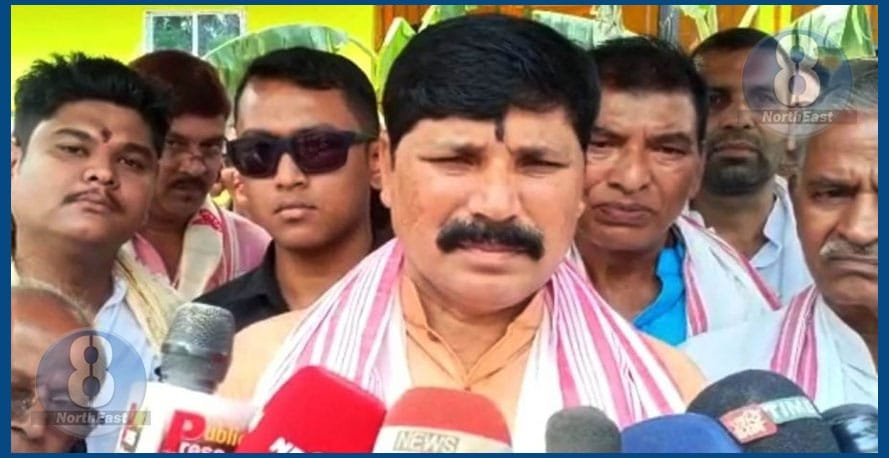মই জীয়াই থকালৈ অসমত AIUDF চৰকাৰ হ’ব নিদিওঃ ভৱেশ কলিতা... 1 359