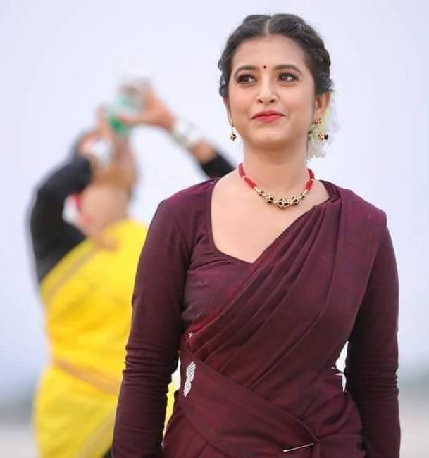 বিহু বিতৰ্কক লৈ এইবাৰ দিপলীনা ডেকাৰ প্ৰতিক্ৰিয়া, ক’লে… 1 9 1