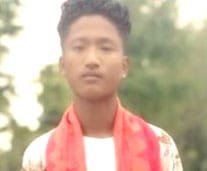 মৰ্মান্তিক! হুঁচৰি গাবলৈ যোৱা গাড়ী দুৰ্ঘটনাগ্ৰস্ত হৈ কৰুণ মৃত্যুক সাৱটিলে ৫ গৰাকী যুৱক-যুৱতীয়ে 5 p6 7