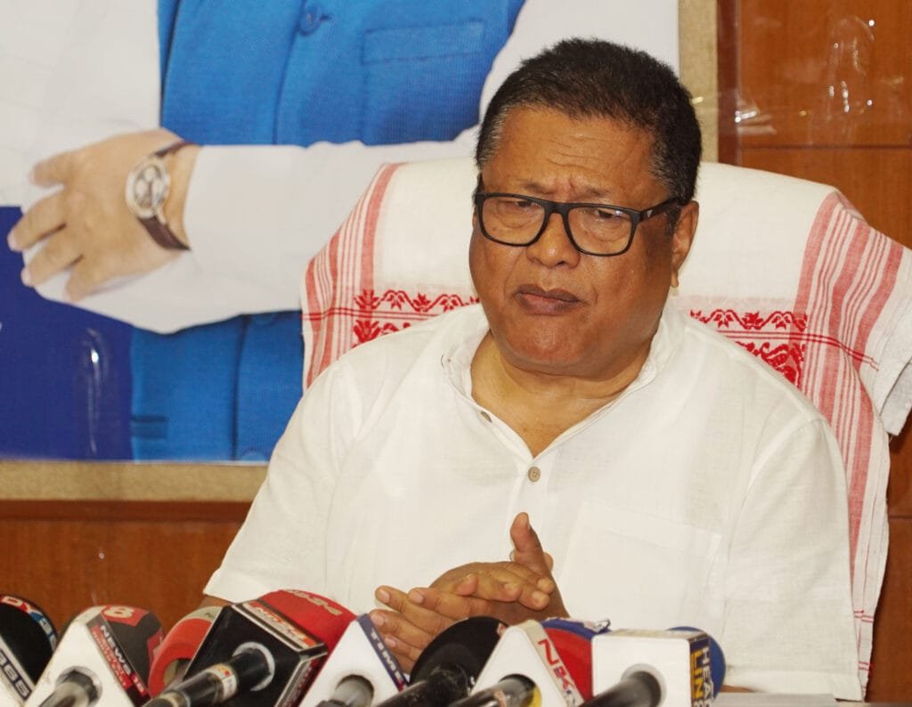 LIC, সাংবাদিকতাৰে জড়িত শিক্ষকৰ তালিকা বিচাৰি জিলা শিক্ষা বিষয়ালৈ পত্ৰ শিক্ষা সঞ্চালকৰ 2 09 05 22 Guwahati Ranoj Pegu pmt 4