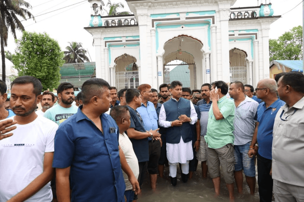 বৰপেটা সত্ৰক যিকোনো পৰিস্থিতিতে ৰাখিবই লাগিব- বানৰ পৰা ৰক্ষা কৰাৰ আশ্বাস মন্ত্ৰী পীযুষ হাজৰীকাৰ 2 image 159