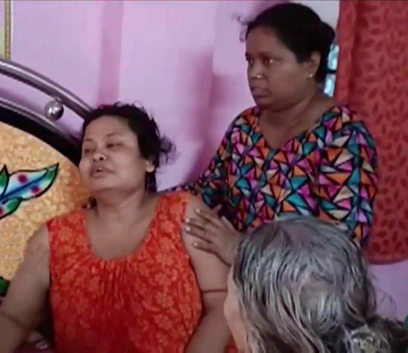 শুকুৰবাৰে ছুটীত ঘৰলৈ যোৱাৰ কথা আছিল! কিন্তু তাৰ পূৰ্বেই গুৱাহাটীৰ পাহাৰীয়া এলেকাত দুৰ্ঘটনাত মৃত্যু সেনা জোৱানৰ 2 photo1654426143