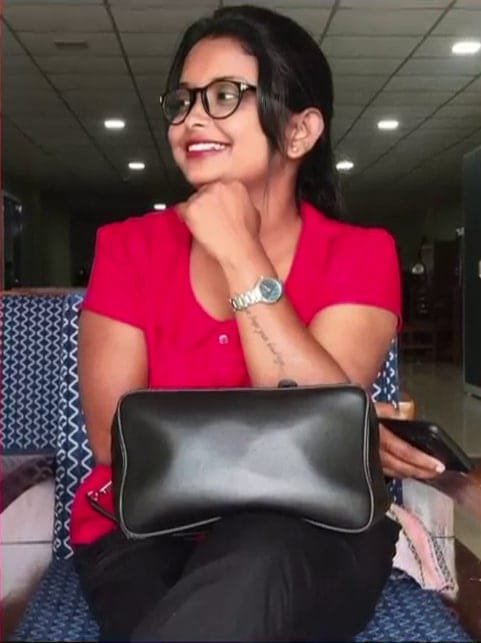 পিতৃৰ দৰে একেই পথ বাচি ল’লে কন্যাই! দিখৌৰ বুকুত উদ্ধাৰ স্বাস্থ্যকৰ্মী শিখা শইকীয়াৰ মৃতদেহ 1 photo1656231324