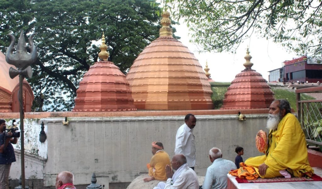 অম্বুবাচী মেলা- প্ৰশাসনৰ অনুমতি অবিহনে কোনো সংস্থাই ভক্তক যোগান ধৰিব নোৱাৰিব খাদ্য... 2 photo 2022 06 21 09 31 13