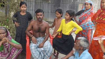 সীমান্ত পাৰ হ’বলৈ লওতেই BSFৰ খেদা! নিশাৰ অন্ধকাৰত নৈত পৰি সন্ধানহীন ২ শিশু, কোনোমতে সাঁতুৰি পাৰ পালে পিতৃ-মাতৃয়ে 2 image 21