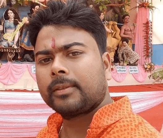 আজি স্ব-গৃহ পাবহি মণিপুৰ ভূমিস্খলনত নিহত অভিযন্তা কমলেশ তালুকদাৰৰ মৃতদেহ... 1 image 96