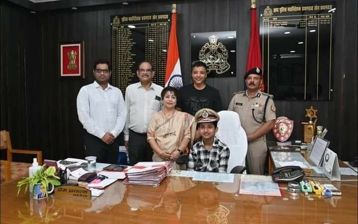 এদিনৰ বাবে অতিৰিক্ত আৰক্ষী সঞ্চালকপ্ৰধান হৈ দায়িত্ব পালন কৰিলে এটি ১২ বছৰীয়া শিশুৱে, কাৰণ… 2 photo1656924300