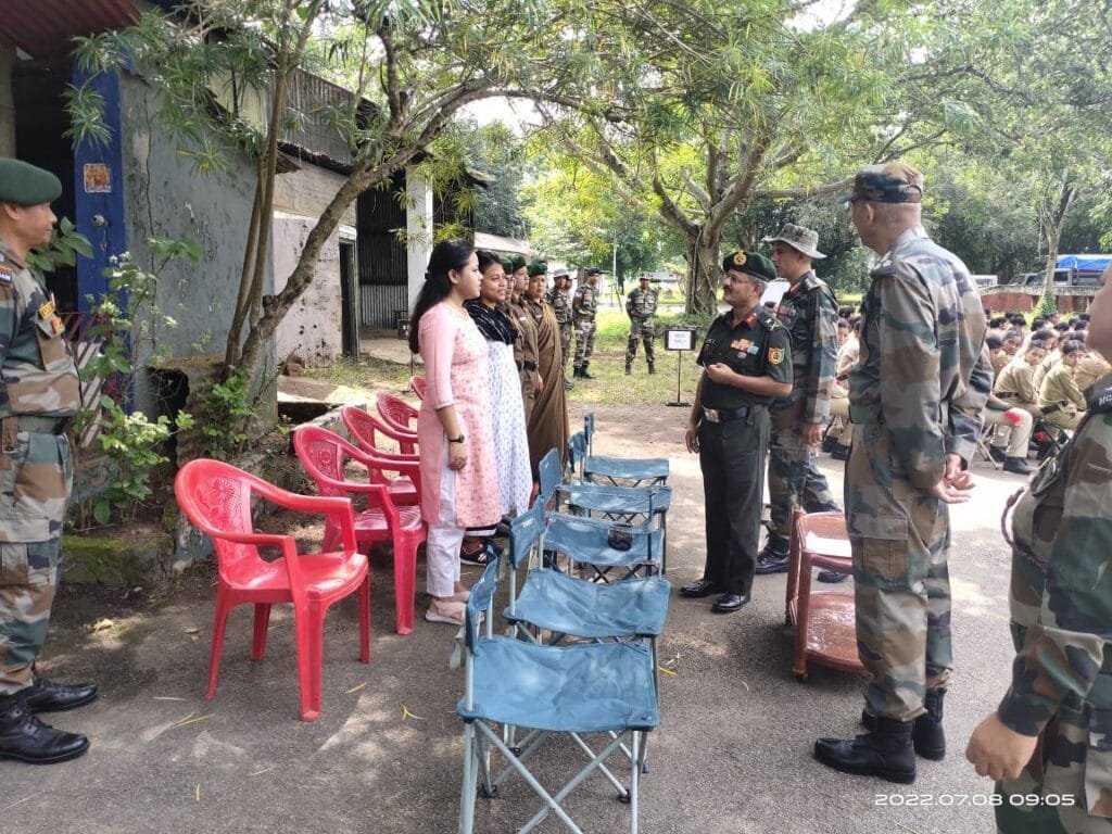 'অগ্নিপথ’ আঁচনিৰে অধিক লাভাম্বিত হ’ব এনচিচি কেডেটসকলঃ গুৱাহাটীত এনচিচিৰ উত্তৰ-পূবৰ মুৰব্বী মেজৰ জেনেৰেল ভাস্কৰ কলিতা 1 photo1657345450