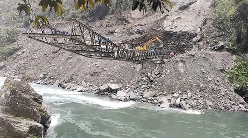 মণিপুৰৰ পাছত এইবাৰ অৰুণাচল প্ৰদেশ! সন্ধানহীন অসমৰ ১৯ শ্ৰমিক, এজনৰ মৃতদেহ উদ্ধাৰ 1 photo 2022 07 19 12 29 59