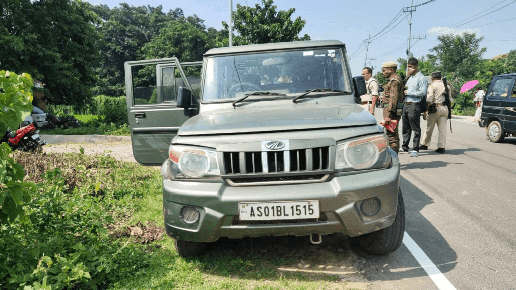 ঘোচ লওঁতেই হাতে-লোটে গ্ৰেপ্তাৰ খণ্ড প্ৰাথমিক শিক্ষা বিষয়া লাচিত বসুমতাৰী... 3 image 124