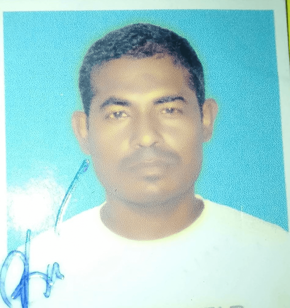 শোকাৱহ! বাঁহৰ সাঁকো পাৰ হ'বলৈ চেষ্টা কৰোতেই নদীত পৰি যুৱকৰ সলিল সমাধি... 1 image 173