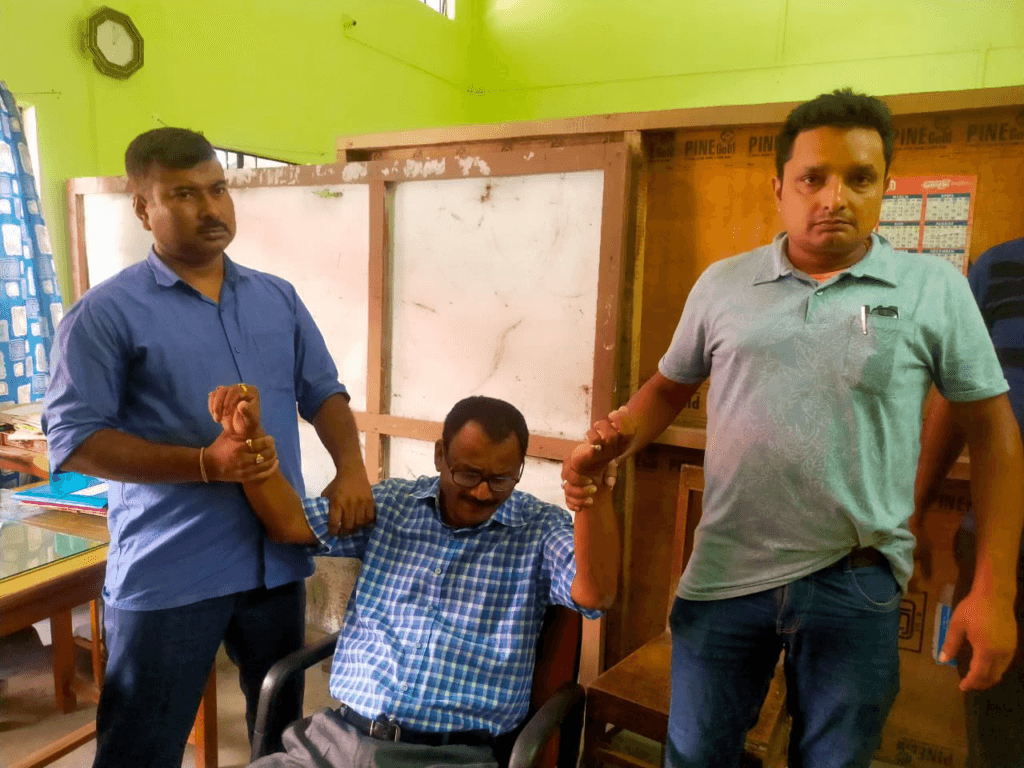 উৎকোচ লওঁতেই হাতে-লোটে গ্ৰেপ্তাৰ আবকৰী বিভাগৰ কাৰ্যালয় সহায়ক লোহিত ফুকন... 1 image 83