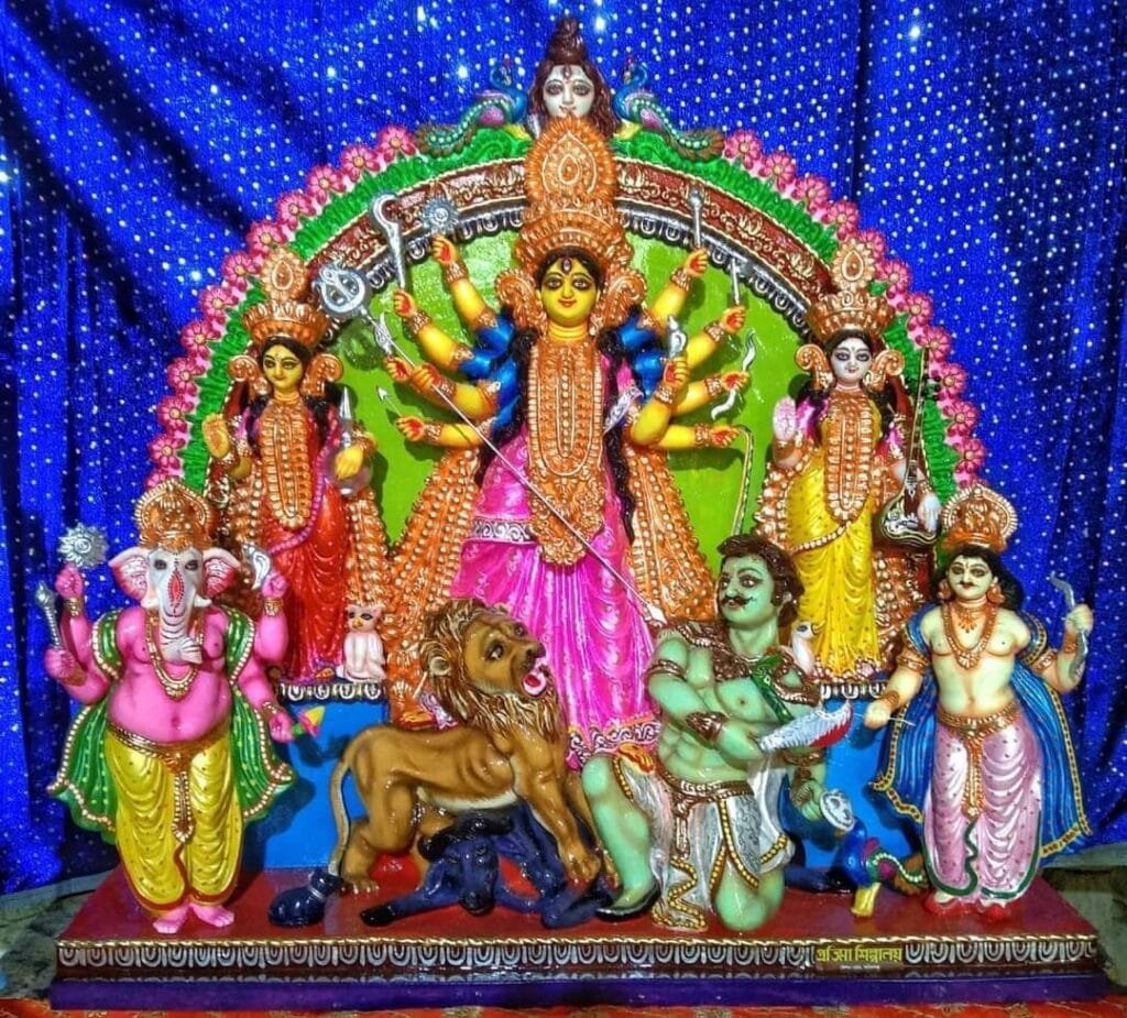 এইবাৰ লণ্ডনত প্ৰতিষ্ঠা হ’ব অসমৰ দেৱী দুৰ্গাৰ প্ৰতিমা… 1 photo1661436928