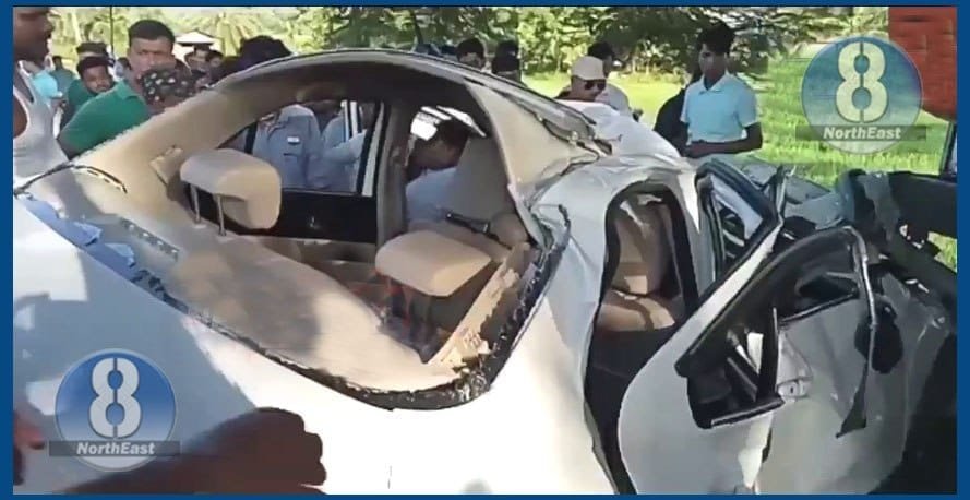 ভয়ংকৰ দুৰ্ঘটনা! ৰৈ থকা টেংকাৰত প্ৰচণ্ড খুন্দা ছুইফট ডিজায়াৰৰ, দুজনৰ কৰুণ মৃত্যু... 1 photo 2022 08 15 18 47 00