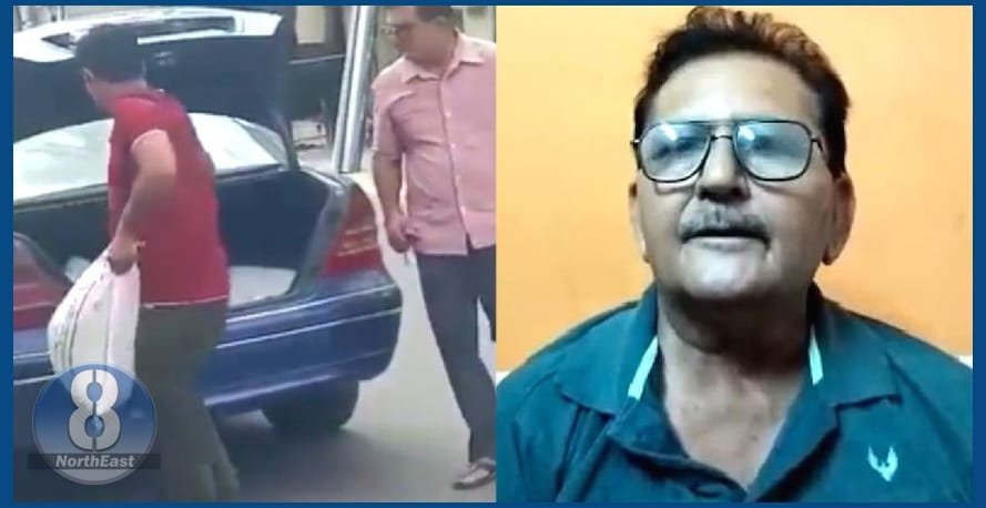 বিলাসী মাৰ্চিডিজ লৈ দৰিদ্ৰৰ বাবে আবন্টিত সুলভ মূল্যৰ ৰেচন নিবলৈ আহিল এজন ব্যক্তি, তাৰ পিছত… 1 rich poor