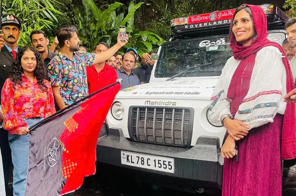 ফুটবল উন্মাদনা! ফিফা বিশ্বকাপ চাবলৈ কেৰালাৰ পৰা কাটাৰলৈ SUV বাহনেৰে একক যাত্ৰা এগৰাকী ভাৰতীয় মহিলাৰ… 1 image 253