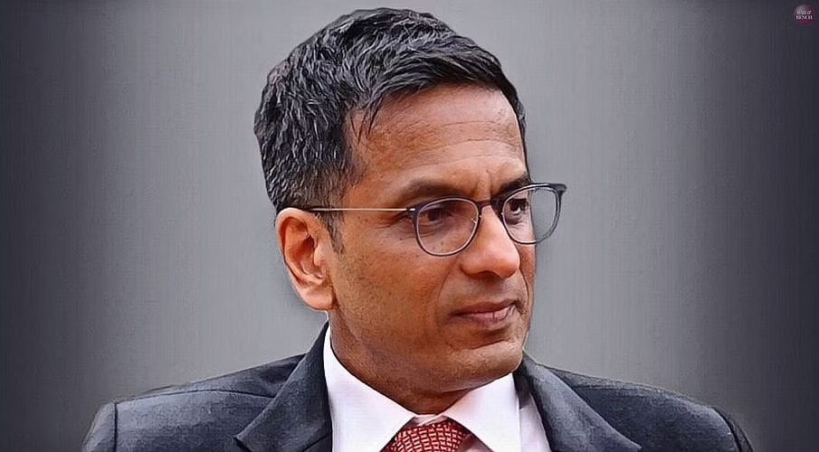 উচ্চতম ন্যায়ালয়ৰ মুখ্য ন্যায়াধীশ হিচাপে জাষ্টিচ চন্দ্ৰচূড়ৰ নাম মনােনীত বৰ্তমানৰ মুখ্য ন্যায়াধীশৰ 2 image 87