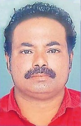 ভাগ্যৰ খেল! লোন পৰিশোধ কৰিবলৈ নটিছ বেংকৰ, একেদিনাই লটাৰীত ৭৫ লাখ টকা জয় কৰিলে এজন ক্ষুদ্ৰ মাছ বিক্ৰেতাই… 2 photo1665666421