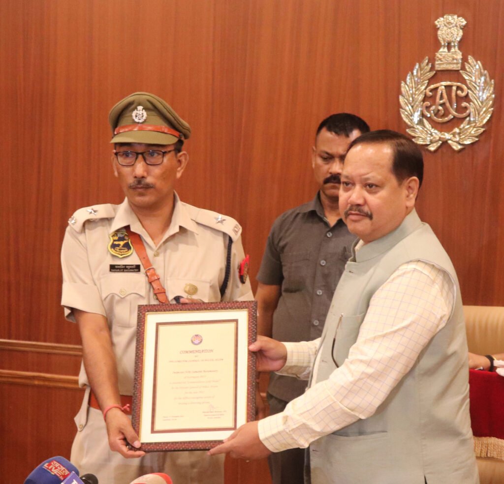 01 11 22 Guwahati DGP felicitated Insp. Samarjit Basumatary 9