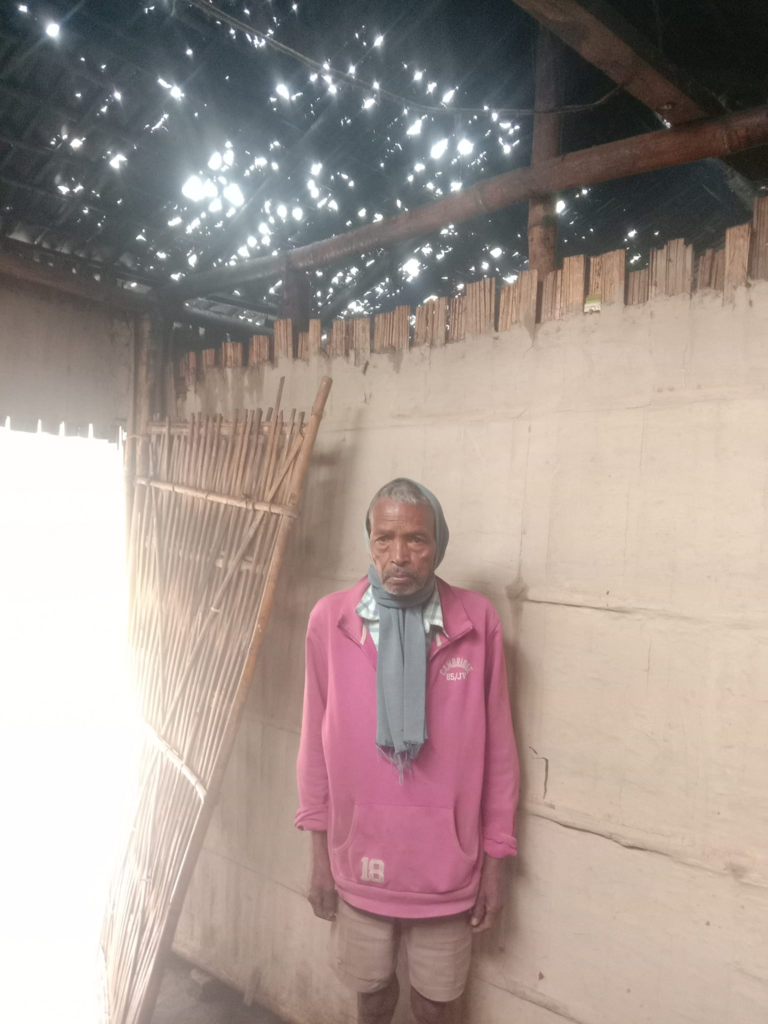 হঠাৎ বাঢ়িছে জাৰ! কুঁৱলীৰ আচ্ছাদনত এতিয়া প্ৰকৃতিৰ অনন্য ৰূপ, কাৰোবাৰ বাবে বিষাদ... 2 image 161