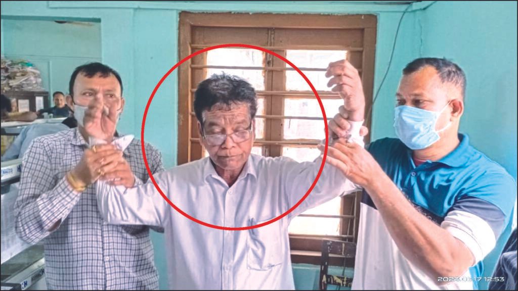 Assam News: Revenue Official Tankeswar Nath Nabbed by Vigilance Accepting Bribe 1 Assam News