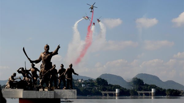 IAF’s thrilling air display enthralls Guwahati skies 2 Feature Image 2025 1 copy 19