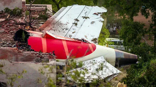 ahmedabad plane crash.1.3700774
